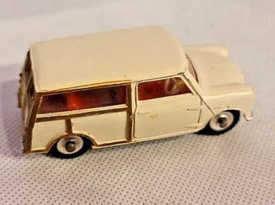 DINKY TOYS MORRIS MINI TRAVELLER ( 197 ) - modellino auto vintage 1:43 , no Box - Immagine 1 di 4