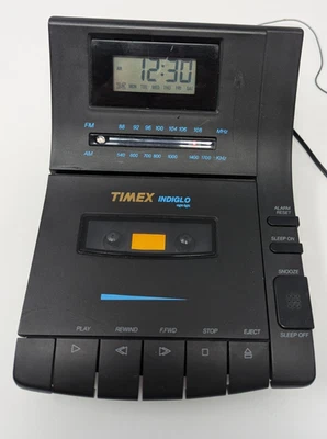Timex Indiglo T440B AM/FM Reloj Radio Cassette Reproductor PROBADO con Adaptador Foto 1 de 4