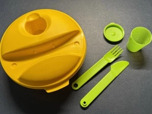 Salad&Go.  Salat Dose Tupperware To go mit Besteck und Dressing Dose - Bild 1 von 2