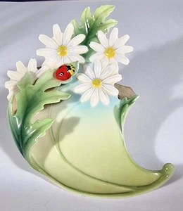 Franz Porcelain Daisy And Ladybug Wall Pocket – Leaf Shaped – Hand Painted - Bild 1 von 6