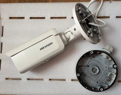 Hikvision 4K ColorVu Fixed Bullet Network CCTV Camera 8MP 4mm - DS-2CD2T87G2-L - Image 1 of 3