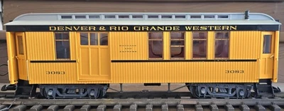LGB G Scale 3083 D&RGW Baggage And Express Car / INTERIOR LIGHTS, SLIDING DOORS - Image 1 of 4