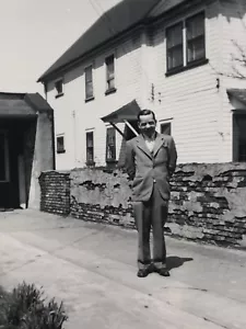 Vintage Photograph Man Suit Film 1930s 1940s 1950s Happy Smile Portrait - Picture 1 of 3