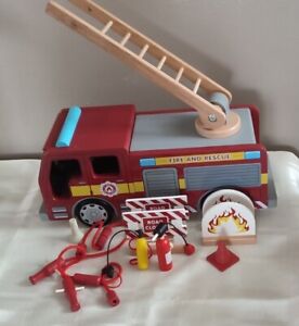 Tidlo Wooden Fire Engine Vehicle Toy Play Set