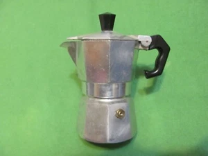 Bialetti Moka Express 1 Cup Stovetop Espresso Maker - MADE IN ITALY - Picture 1 of 11