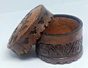 Hand Woven Primitive Natural Leather Jewelry Box Ring Engraved Japanese Drawings - Picture 1 of 11