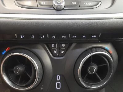 OEM Temperature Control For Blazer 84563762 Assy Auto - Image 1 of 4