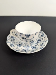 Caulden Vintage Miniatur Teetasse und Untertasse Set weiß Keramik blau Chintz - Bild 1 von 10