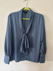Banana Republic Silky Blouse Shirt Women Sz M Career Corpcore PERFECT - Picture 1 of 6
