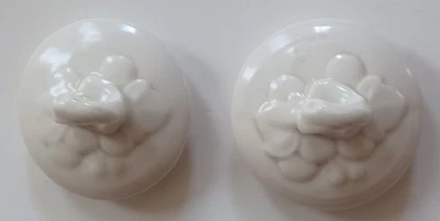 2 SUGAR JAM BOWL METLOX POPPY TRAIL ANTIQUE WHITE GRAPE LIDS VINTAGE ANTIQUE - Image 1 of 4