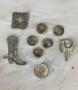 ASSORTED WESTERN EMBOSSED BRASS JEAN BUTTONS LOT OF 9 - Picture 1 of 5