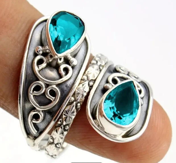 Blue crystal spoon wrap ring - Image 1 of 1