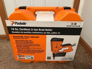 Brand New PASLODE 918100 18-GAUGE 2" CORDLESS Straight IM200LI.2 Brad Nailer - Picture 1 of 3