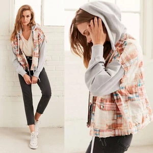 Giacca con cappuccio zip nuova BDG Urban Outfitters Casio patchwork a strati crop - Foto 1 di 12