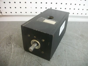 ENCODER PRODUCTS ACCU-CODER INCREMENTAL SHAFT ENCODER 711-D 1200 CYCLES 5VDC - Picture 1 of 3