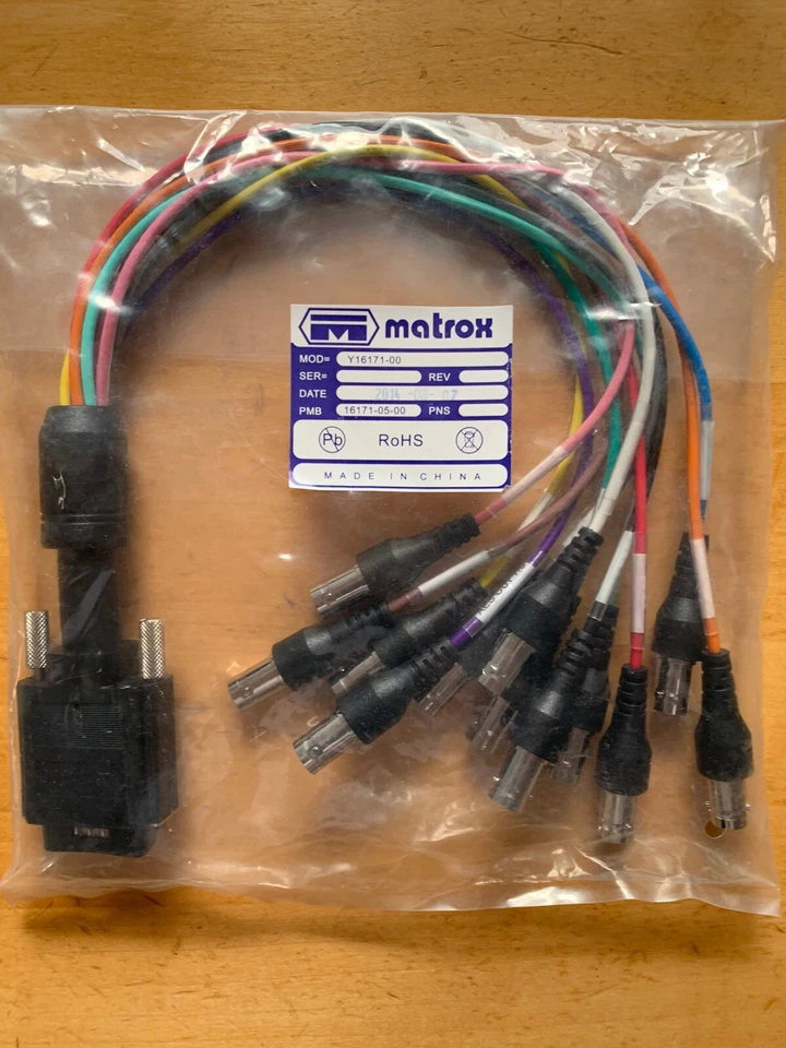 Matrox Y16171-00 breakout cable new - Bild 1 von 1