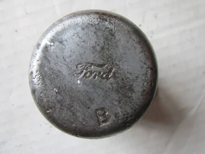FORD ''B''SCRIPT CUTOUT.-untested - Imagem 1 de 3