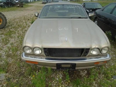 Suspensión trasera izquierda conductor compatible con 95-97 XJ6 591021 Foto 1 de 4