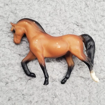Vintage Breyer 1975 Miniature Horse Model Mustang Figurine Toy 3 Inch Tall - Image 1 of 4