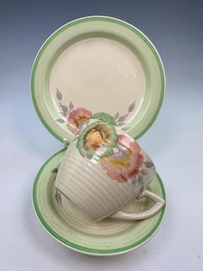 Clarice Cliff SUNDEW (variant) Lynton shape Trio (cup, saucer & plate). Circa... - Picture 1 of 8