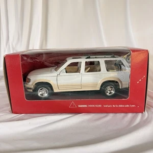 Ford Explorer Diecast Eddie Bauer Edition White Beige 1990 Collector Edition NIB - Picture 1 of 10