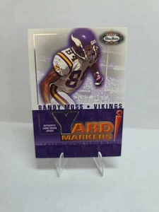 RANDY MOSS GAME USED JERSEY RELIC ~ 2002 FLEER BOX SCORE YARD MARKERS HOF - Picture 1 of 2