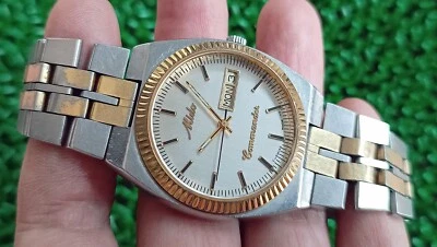 BONITO RELOJ MIDO COMMANDER MODELO 8017 AUTOMÁTICO 25 JOYAS HECHO EN SUIZA CABALLERO 2 TONOS Foto 1 de 4