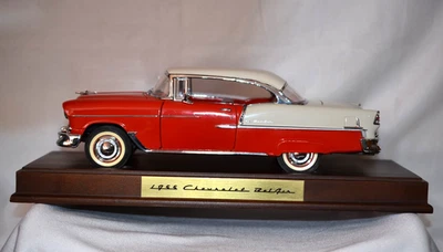 Franklin Mint 1955 Chevrolet Bel Air 1:16 Scale Diecast Model - Image 1 of 4
