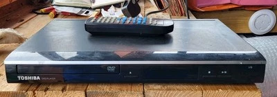 DVD player Toshiba SD1015KB com controle remoto e cabo de alimentação - Imagem 1 de 2