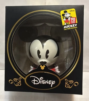 米奇老鼠乙烯基短裤迪士尼系列黑白粉丝博览会独家全新带盒全新 — 第 1/4 张图片