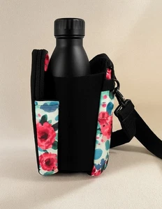 Floral Hydropouch - Picture 1 of 11