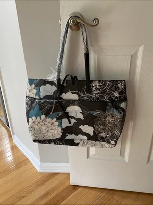 Bolso de Mano Desigual Floral Negro y Verde Azulado Foto 1 de 4