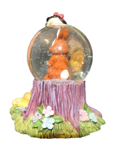 Mini Disney Store Snow Globe with Snow White - Picture 1 of 8