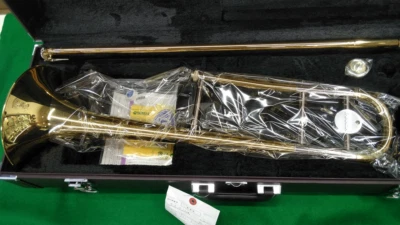 Trombón tenor Yamaha YSL-630 usado con estuche rígido Foto 1 de 4