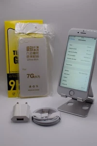 Apple iPhone 8 64go Débloqué + Accessoires / Garantie 1 an - Photo 1/6
