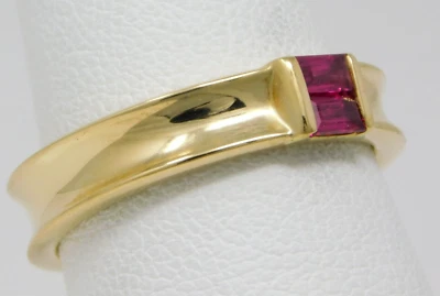 Tiffany & Co. 18 kt Yellow Gold Ruby 4.5 mm Concave Shank Band Ring Sz 7 B9366 - Image 1 of 4