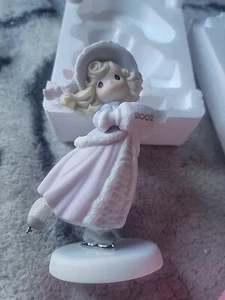 Precious Moments 104202 May Your Holidays Sparkle With Joy 2002 Figurine Box Ice - Picture 1 of 10
