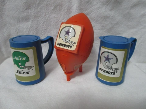 NFL Cowboys Jets Donruss Football Kicks + Mugs Cups w/ Lids Candy Dispensers Cover