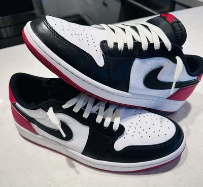 Talla 10.5 - Air Jordan 1 Retro OG Puntera Baja Negra Foto 1 de 4