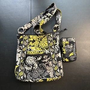VERA BRADLEY "BAROQUE" WINTER 2010 CROSSBODY "HIPSTER" BAG 10"X11" W/Wallet - Picture 1 of 6
