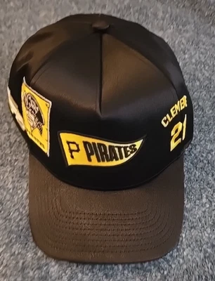 2025 Mitchell & Ness Lids Topps Player Chase Series 2 ROBERTO CLEMENTE Pirates - Image 1 of 4