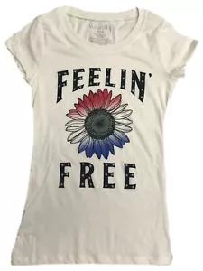 Womens (Jrs) Patriotic Floral Stars Feeling Free T-Shirt Tee Shirt - Picture 1 of 2