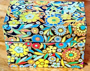 Vtg Metallic Gold Tin Recipe Box Mod Hippie Multi Floral J Chein & Co USA 60 70s - Picture 1 of 11