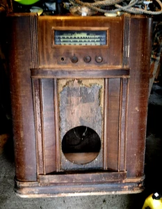 Sparton  Console Tube 3-Band Radio/Record Player w/Changer - Picture 1 of 17