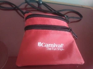 CARNIVAL - The Fun Ships - Red Canvass Double Zippered Document & ID Holder - Bild 1 von 2