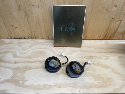 Luces antiniebla de freno trasero circular para cubierta de maletero OEM Lexus IS300 2001-2005 sedán rojo Foto 1 de 2