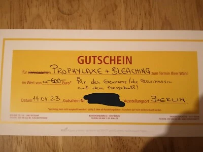 Zahnarzt-Gutschein für KU64 Berlin, Bleaching + Prophylaxe (Wert 600,00 €) - Bild 1 von 2