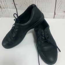 ecco black tennis shoes