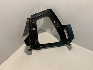 GENUINO NUEVO MONTAJE GUARDABARROS DELANTERO DERECHO VOLVO 9474206 - Imagen 1 de 3