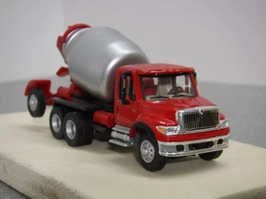 International 7600 Betonm. (2002-2010), rot+silber , Boley (Walthers), H0 1:87 - Bild 1 von 5